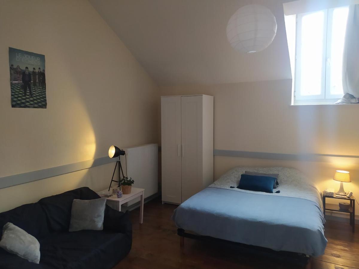 Chambre Dans Appartement De Caractere Dole Exterior foto